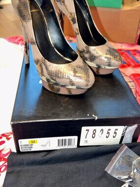 Brian Atwood Fontanne Metallic Snake Skin Platform Stiletto Heel Pumps Size 7